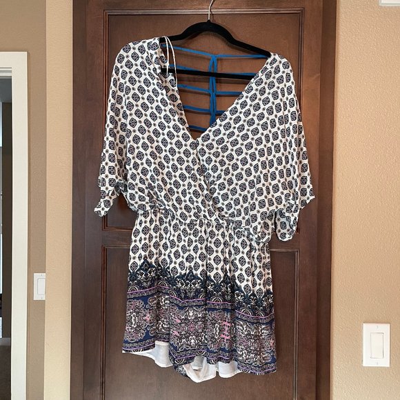 Short sleeved romper - Picture 1 of 8